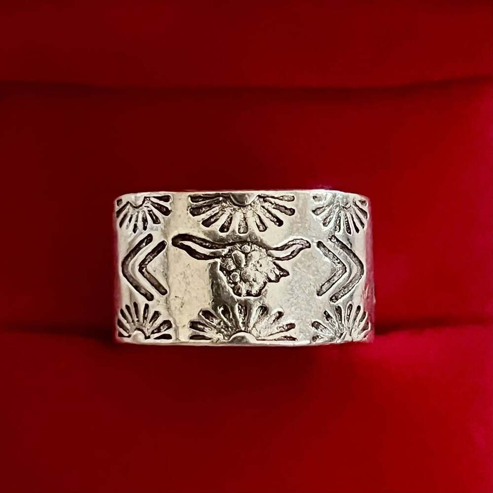 Western Steer Skull Stamped Ring Silver Country Rodeo Wide Band Size 8